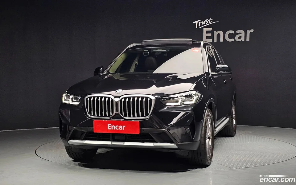 BMW X3 xDrive 20i 2022 — thumbnail 3