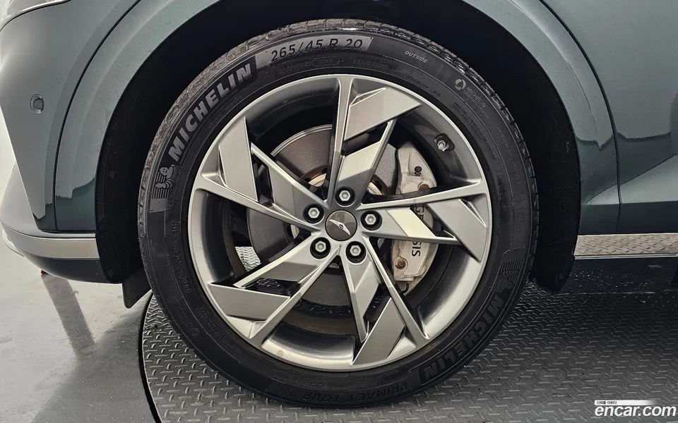 Genesis Electrified GV70 e-AWD 2022 — thumbnail 5