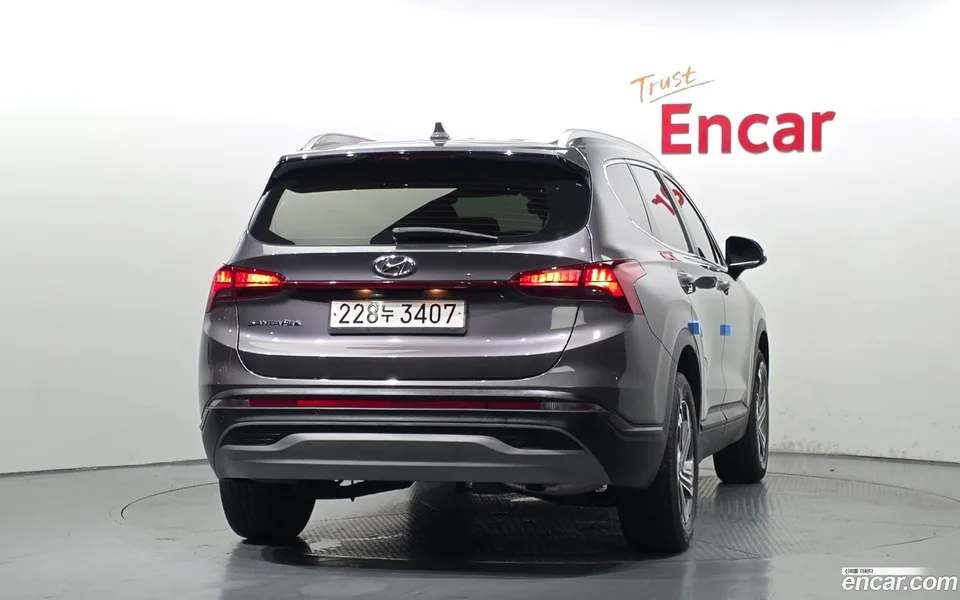 Hyundai SantaFe 2.2 2WD 2022 — thumbnail 4
