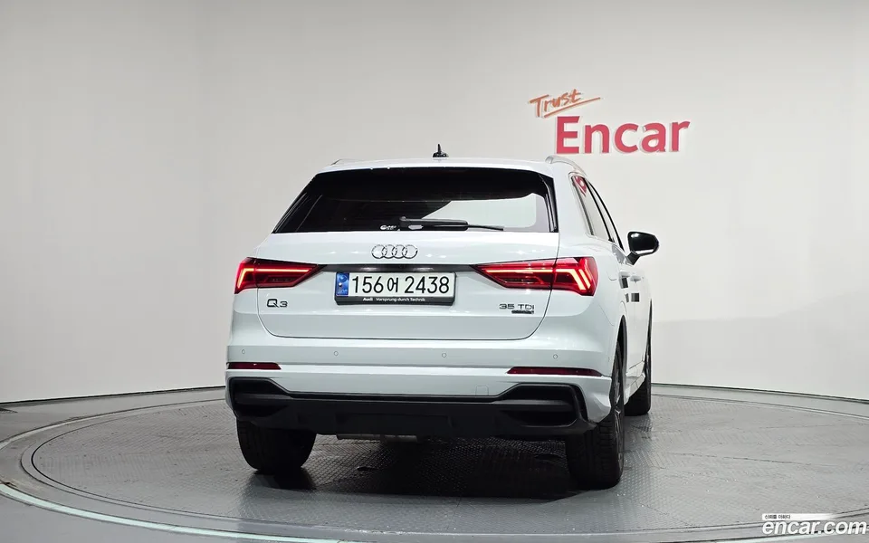 Audi Q3 35 TDI 2023 — thumbnail 4