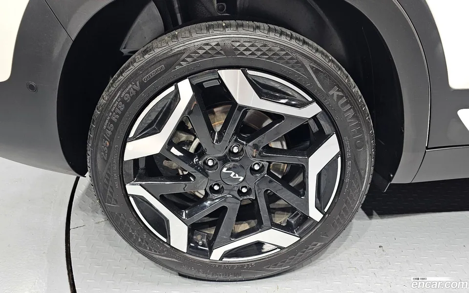 Kia Seltos 1.6 2WD 2023 — thumbnail 2