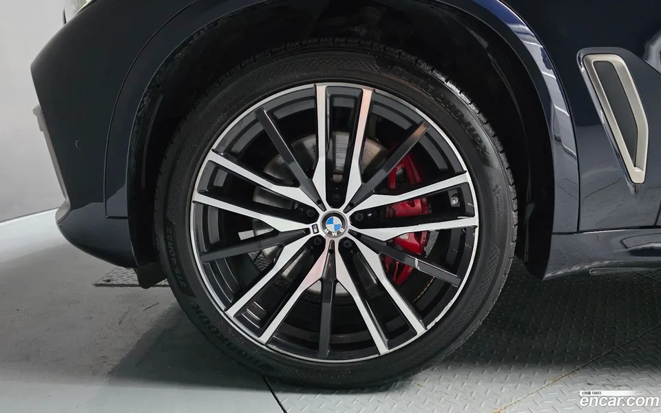 BMW X5 M50i 2022 — thumbnail 5