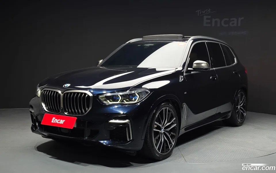 BMW X5 M50i 2022 — photo 1, buy with delivery to Moscow