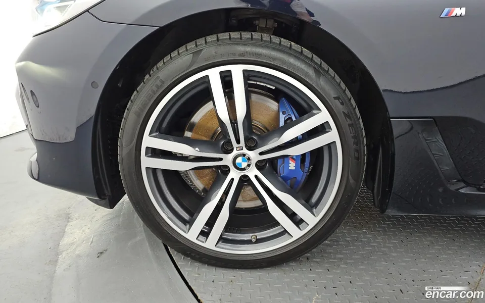 BMW 6 Series GT 630i xDrive M 2022 — thumbnail 5