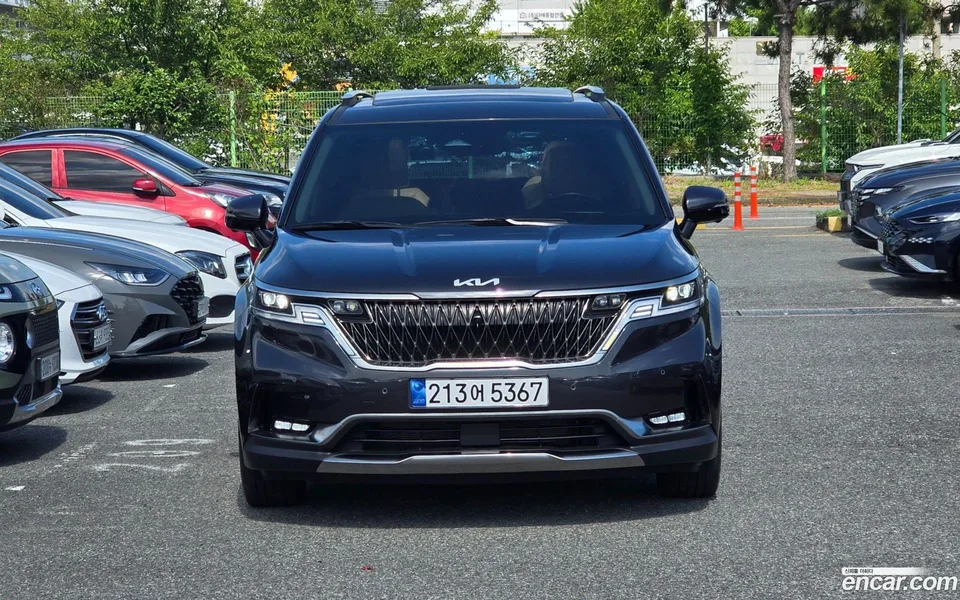 Kia Carnival 7 2022 — thumbnail 3