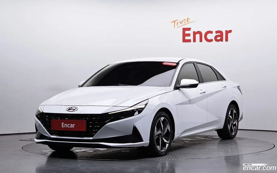 Hyundai Avante 1.6 2022 — photo 1, buy with delivery to Moscow
