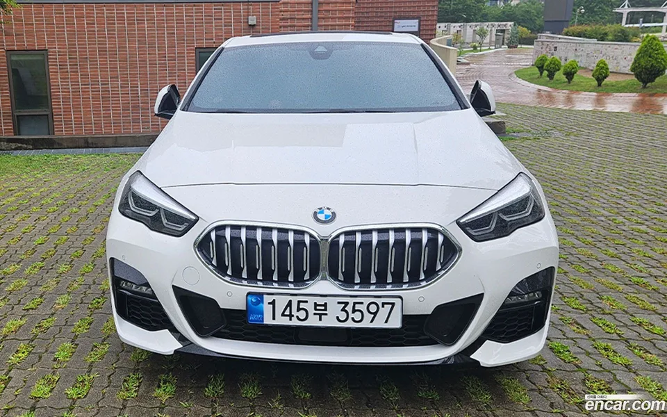 BMW 2 Series Gran Coupe 220i M 2022 — photo 1, buy with delivery to Moscow