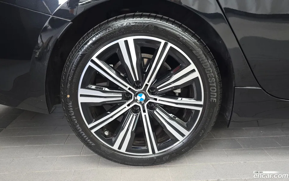 BMW 3 Series 320d 2025 — миниатюра 5