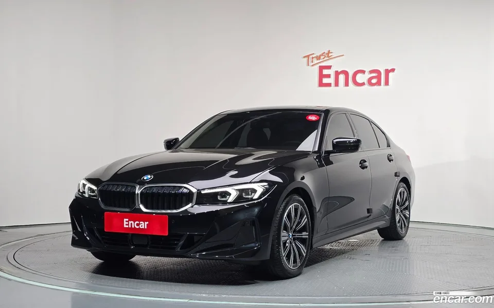 BMW 3 Series 320d 2025 — photo 1, buy with delivery to Moscow