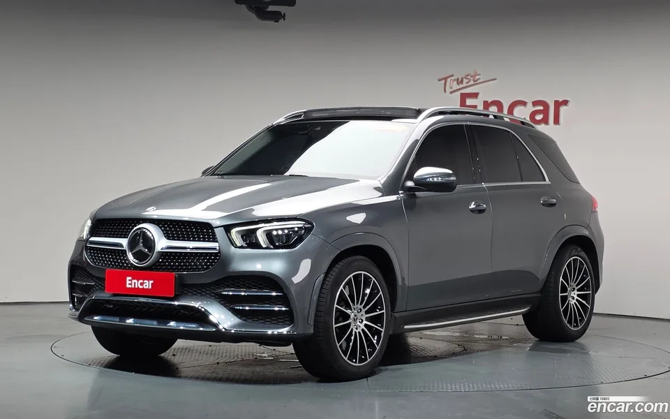 Mercedes-Benz GLE-Class GLE450 4MATIC 2023 — photo 1, buy with delivery to Moscow