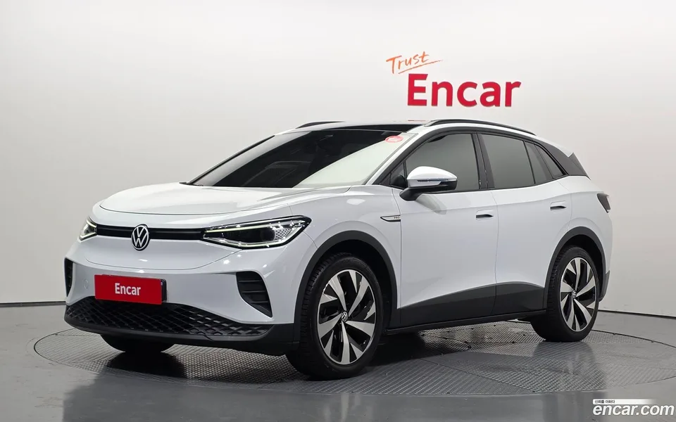 Volkswagen ID.4 2023 — photo 1, buy with delivery to Moscow