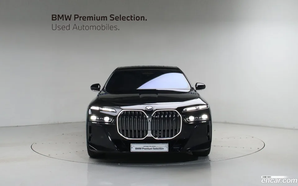 BMW i7 eDrive 50 M 2026 — миниатюра 3