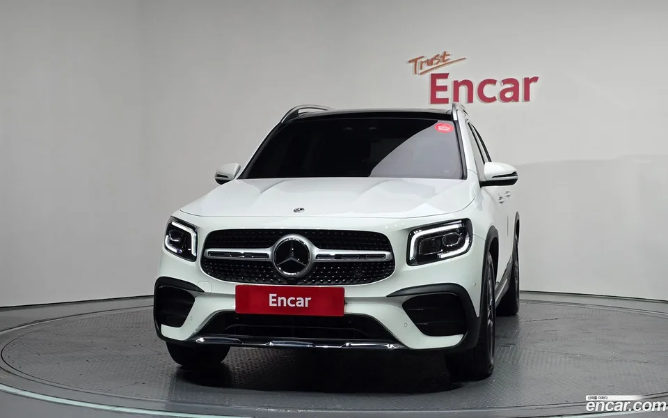 Mercedes-Benz GLB-Class GLB250 4MATIC 2023 — thumbnail 3