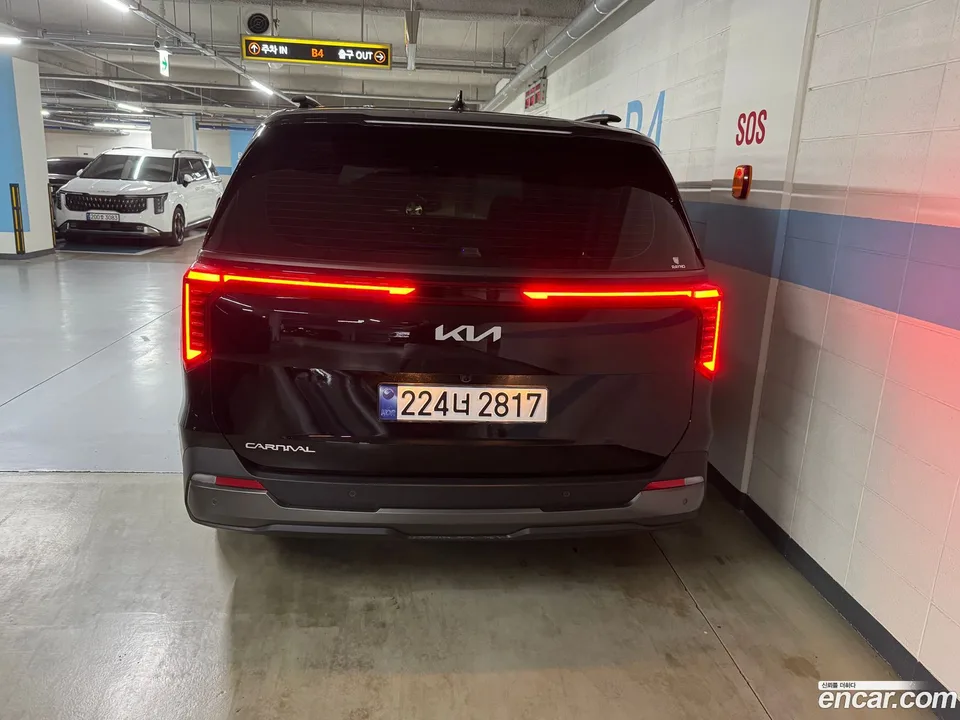 Kia Carnival 9 2025 — миниатюра 4