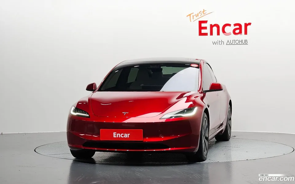 Tesla Model 3 AWD 2024 — thumbnail 3