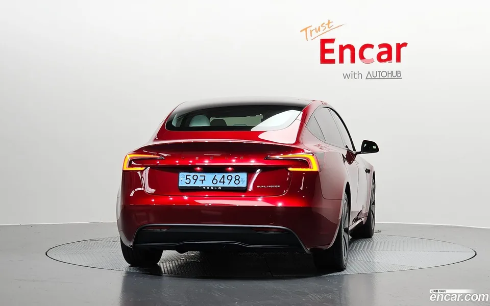 Tesla Model 3 AWD 2024 — thumbnail 4