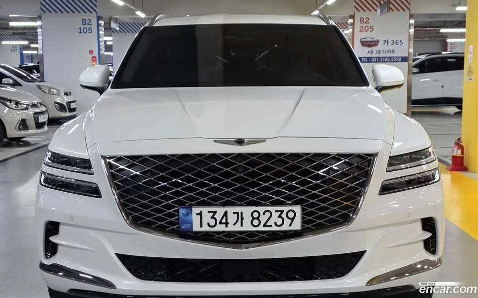 Genesis GV80 3.0 AWD 2023 — photo 1, buy with delivery to Moscow