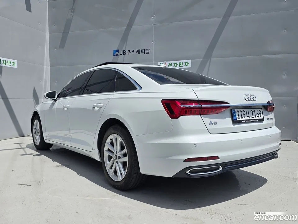 Audi A6 45 TFSI 2023 — thumbnail 5
