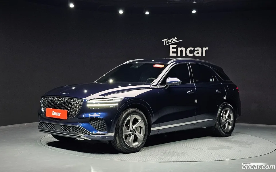 Genesis GV70 2.5T AWD 2024 — photo 1, buy with delivery to Moscow