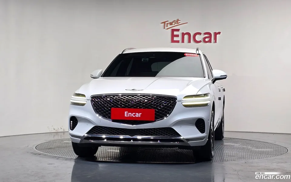 Genesis GV70 2.5T 2WD 2023 — thumbnail 3