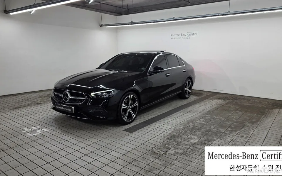 Mercedes-Benz C-Class C300 4MATIC 2023 — photo 1, buy with delivery to Moscow