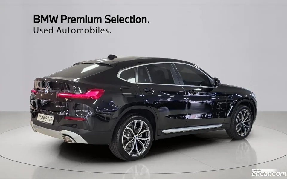 BMW X4 xDrive20i xLine 2025 — thumbnail 4