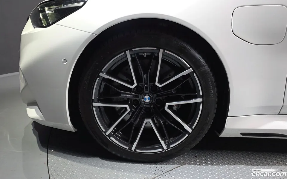 BMW M5 M5 2025 — миниатюра 2