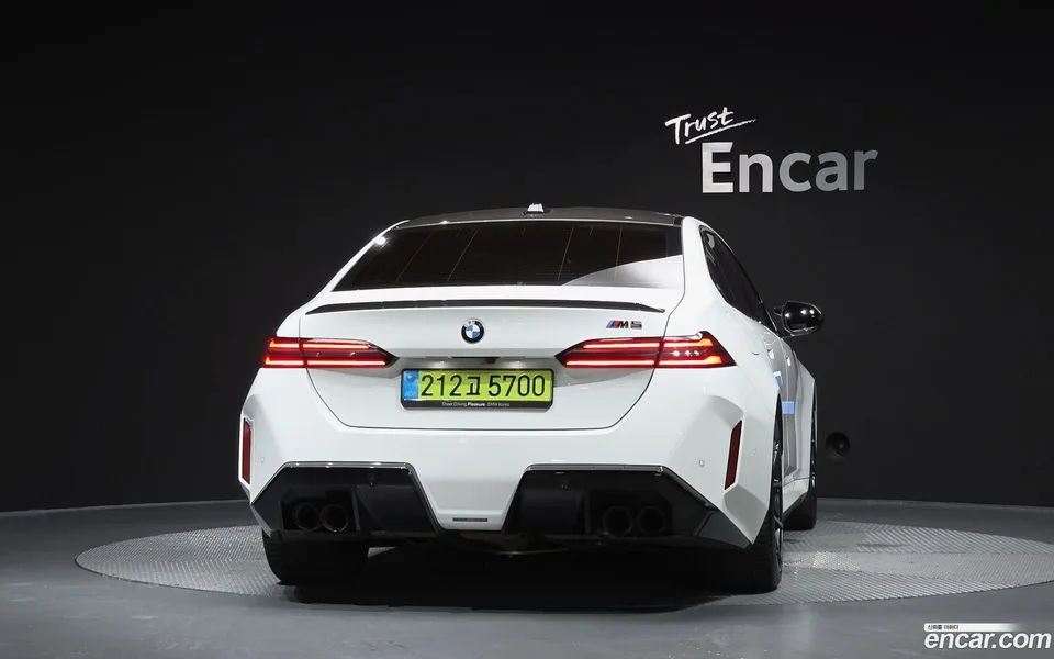 BMW M5 M5 2025 — миниатюра 4
