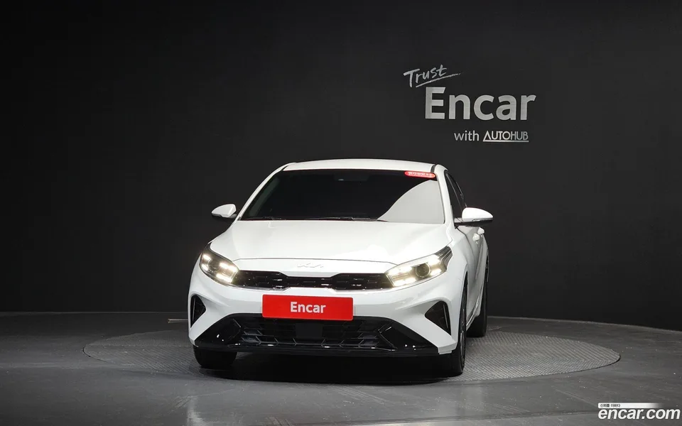 Kia K3 1.6 2023 — thumbnail 3