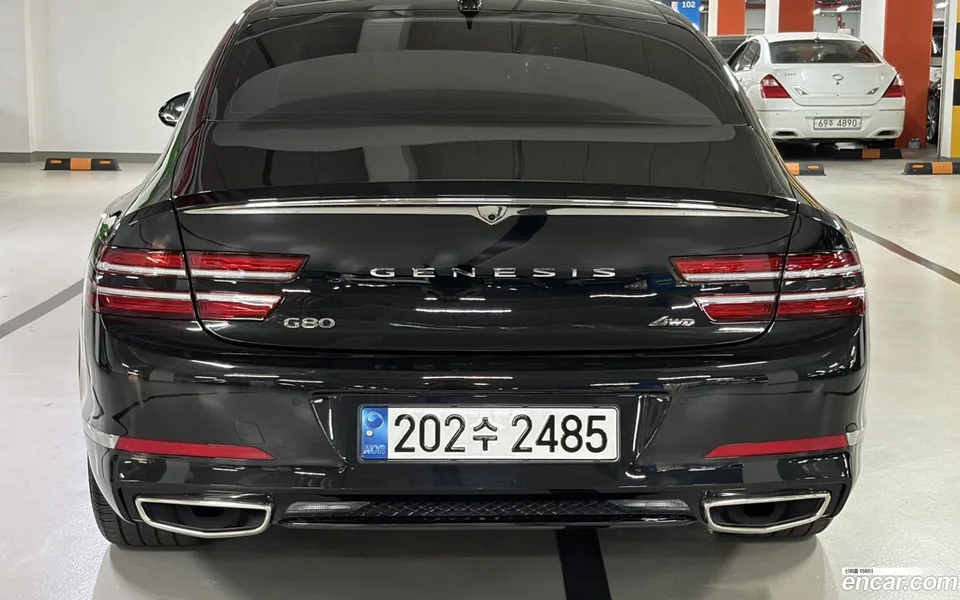 Genesis G80 2.5 AWD 2023 — thumbnail 4