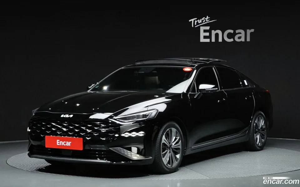Kia K8 Hybrid 2022 — photo 1, buy with delivery to Moscow