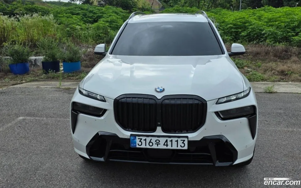 BMW X7 xDrive 40i M 6 2026 — миниатюра 3