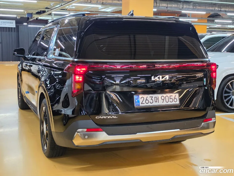 Kia Carnival 7 2026 — миниатюра 3