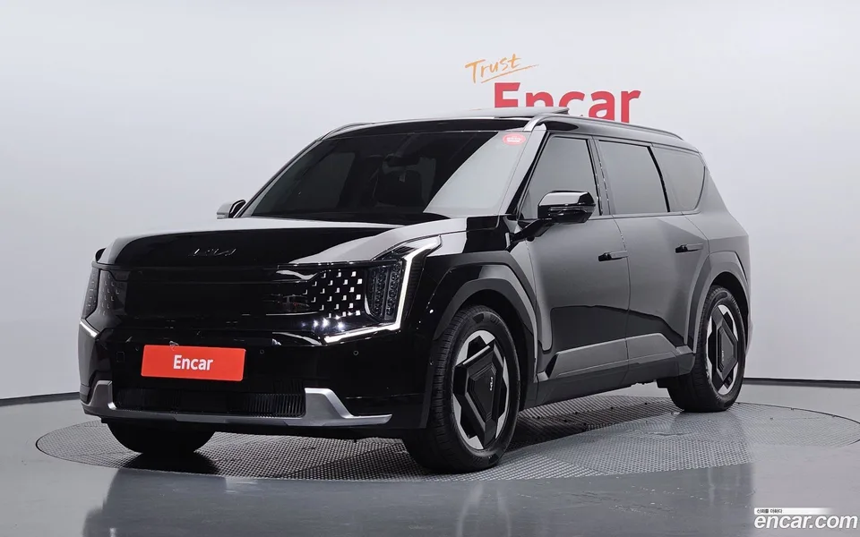 Kia EV9 4WD 2024 — photo 1, buy with delivery to Moscow