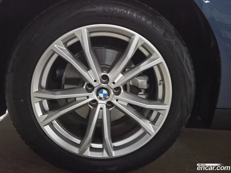 BMW X3 xDrive 20 2025 — thumbnail 2