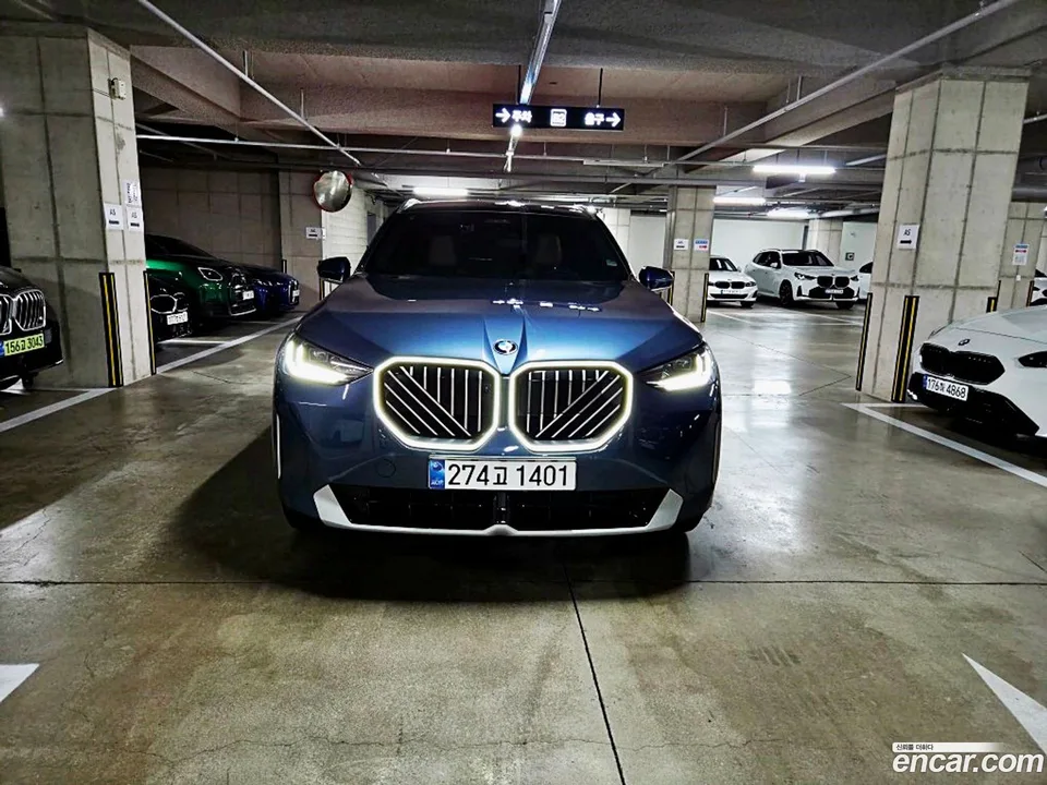 BMW X3 xDrive 20 2025 — thumbnail 3