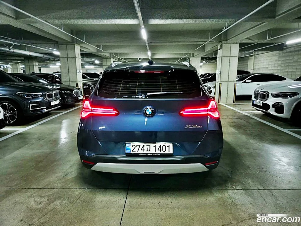 BMW X3 xDrive 20 2025 — thumbnail 4