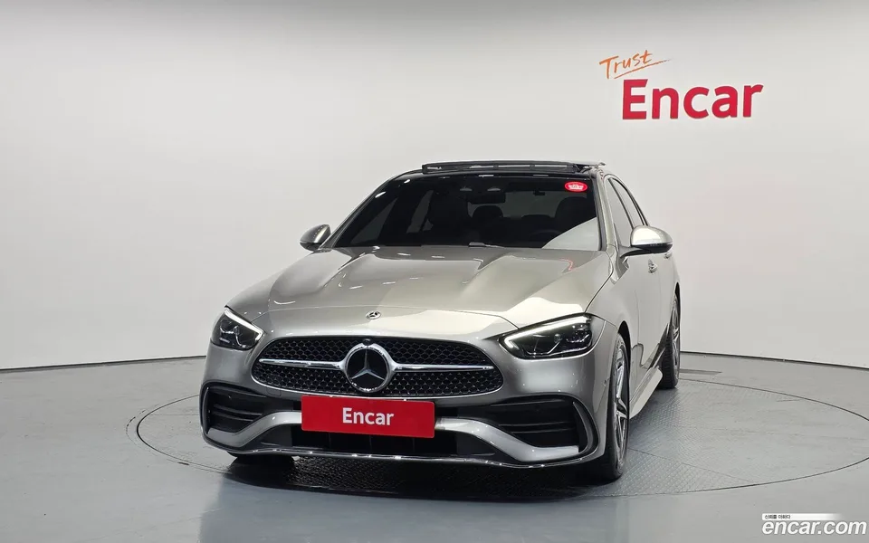 Mercedes-Benz C-Class C200 AMG Line 2024 — thumbnail 3