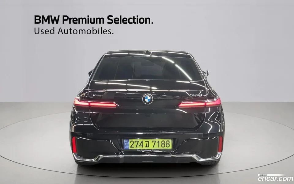 BMW 7 Series 740d xDrive M 2024 — thumbnail 4