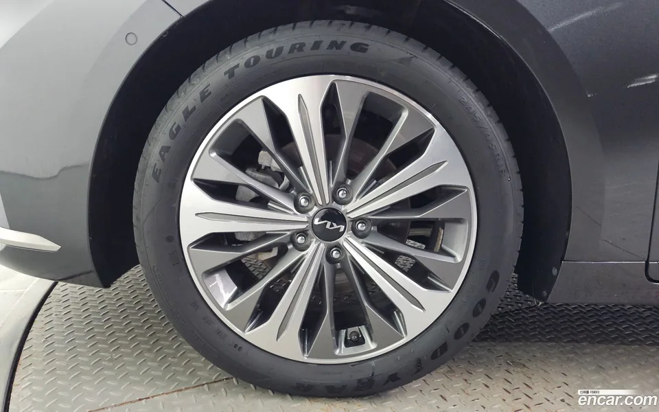 Kia K8 Hybrid 2023 — thumbnail 5
