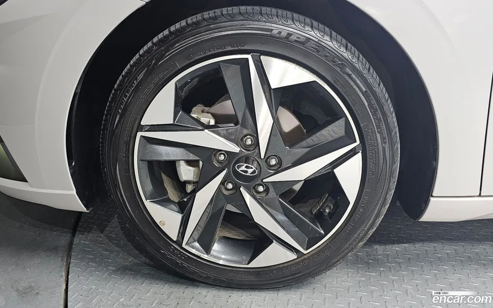 Hyundai Avante 1.6 2022 — миниатюра 5