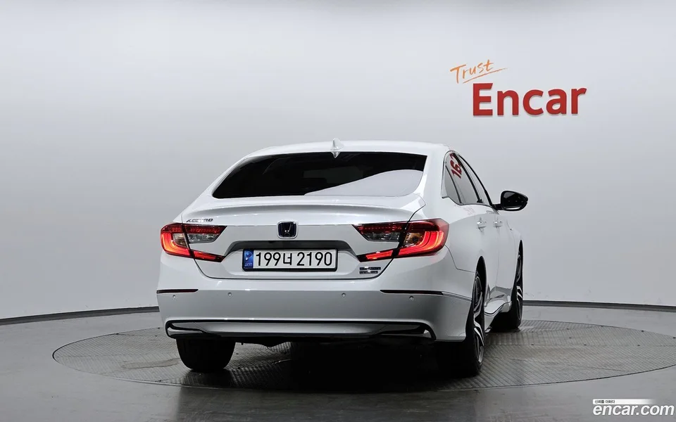 Honda Accord 2.0 2022 — thumbnail 4