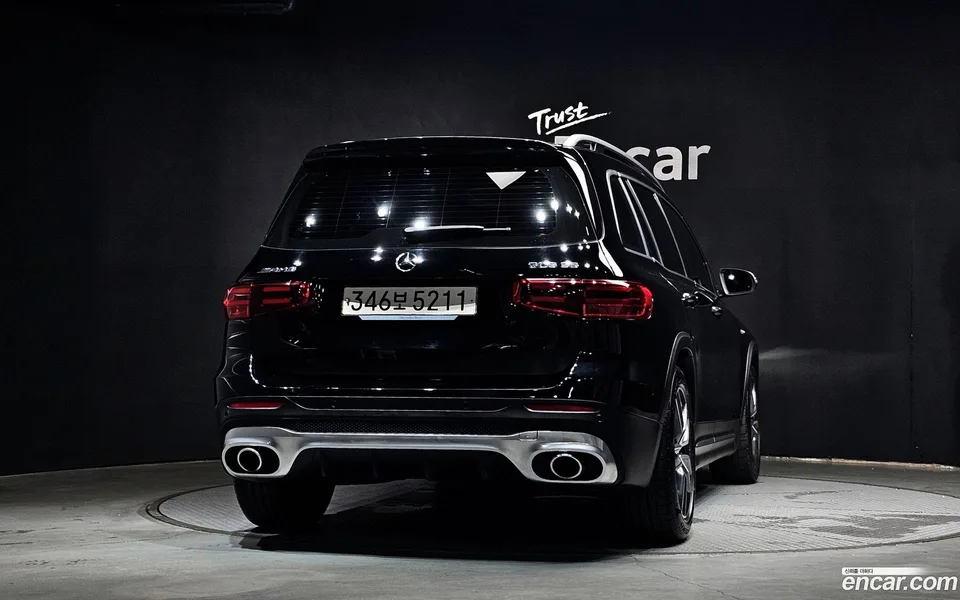 Mercedes-Benz GLB-Class AMG GLB35 4MATIC 2025 — thumbnail 4