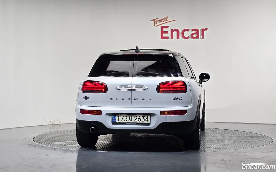 MINI Cooper Clubman 2023 — thumbnail 4