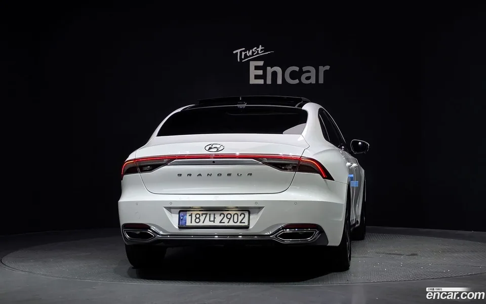 Hyundai Grandeur IG Hybrid 2022 — thumbnail 4