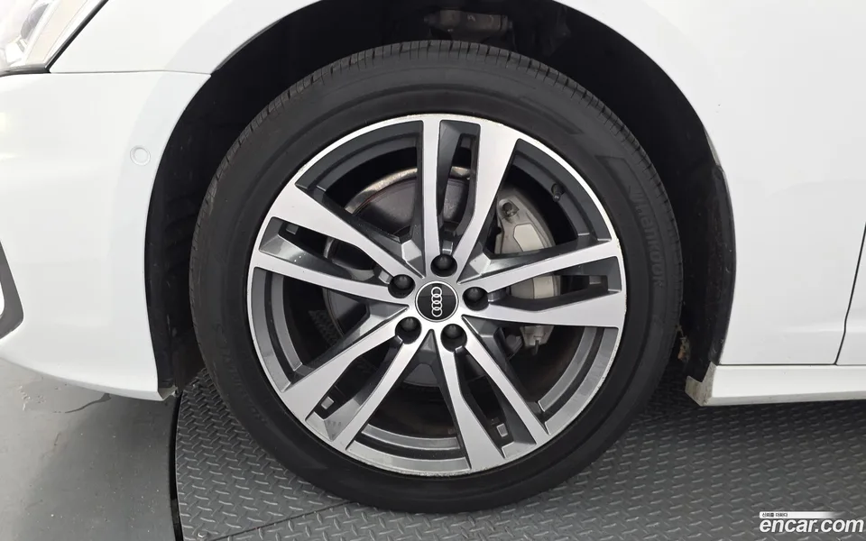 Audi A6 45 TFSI 2022 — thumbnail 2