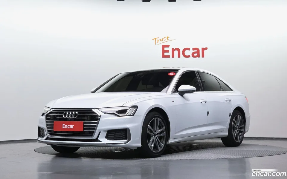 Audi A6 45 TFSI 2022 — photo 1, buy with delivery to Moscow