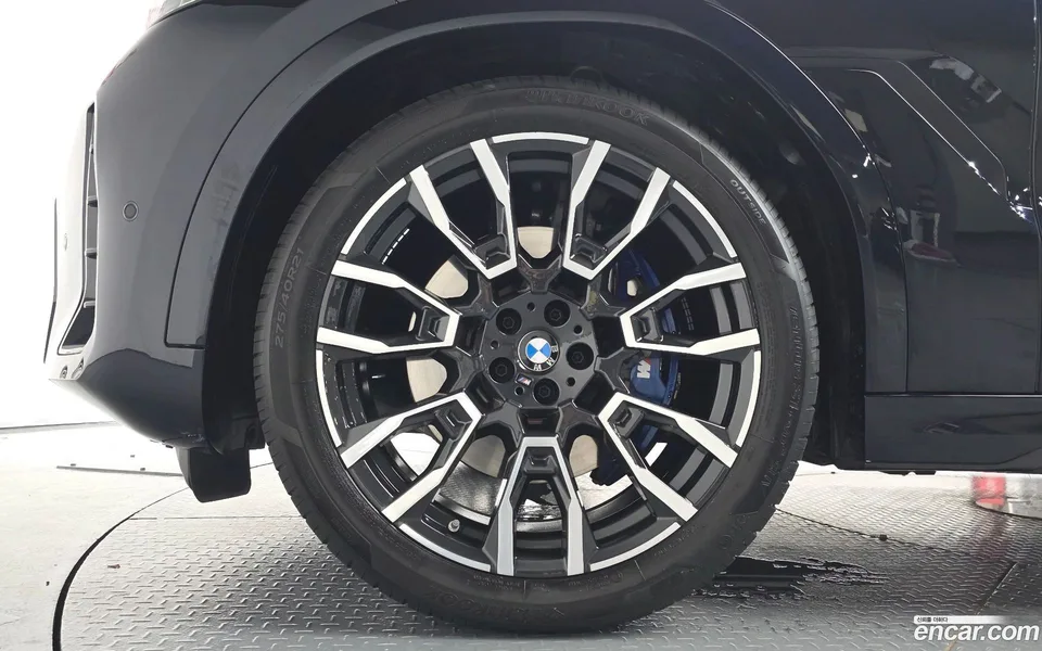 BMW X6 xDrive30d M 2025 — thumbnail 2