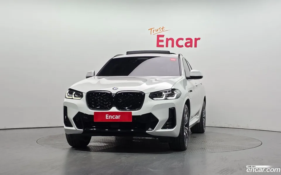 BMW X4 xDrive20i M 2024 — миниатюра 3