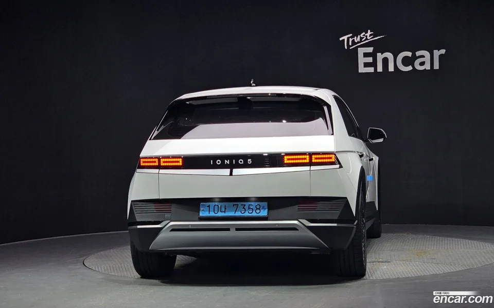 Hyundai Ioniq 5 2024 — thumbnail 4